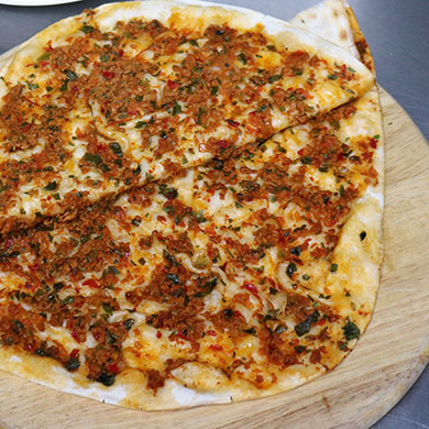 Lahmacun (Turkish Special Pide)